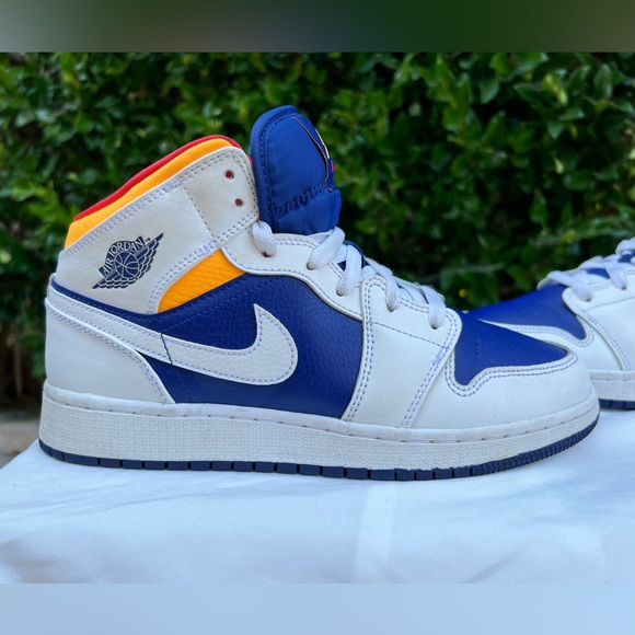 Air Jordan 1 Mid White/Blue/Orange/Red Kids Shoe Size 6Youth - Picture 8 of 14